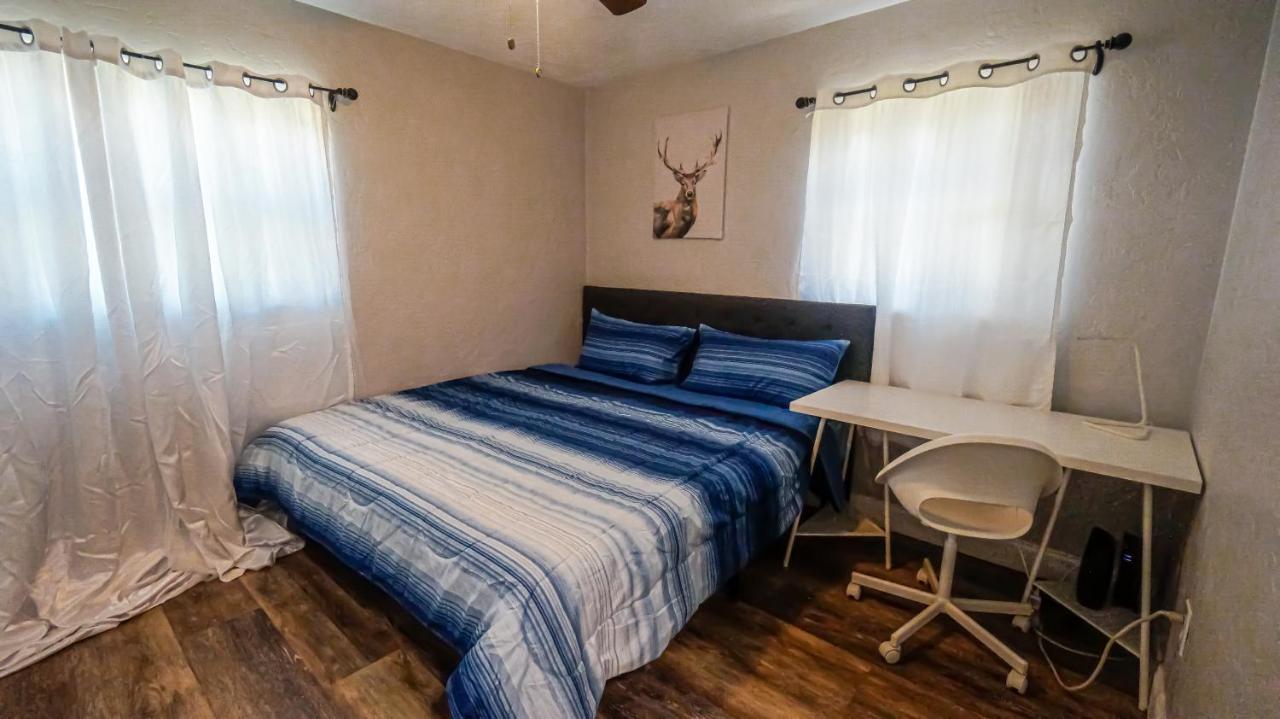 Elegant Cozy Oasis On A Traffic Free Street Villa Clearwater Ngoại thất bức ảnh
